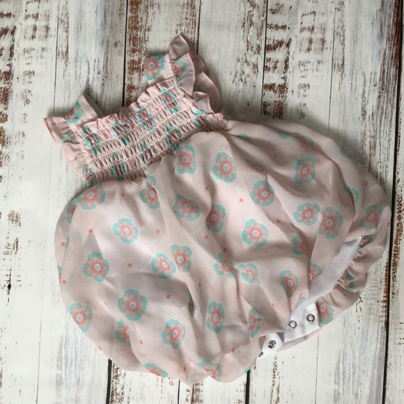 Cute outfit newborn bodysuit - Picture 3 of 3